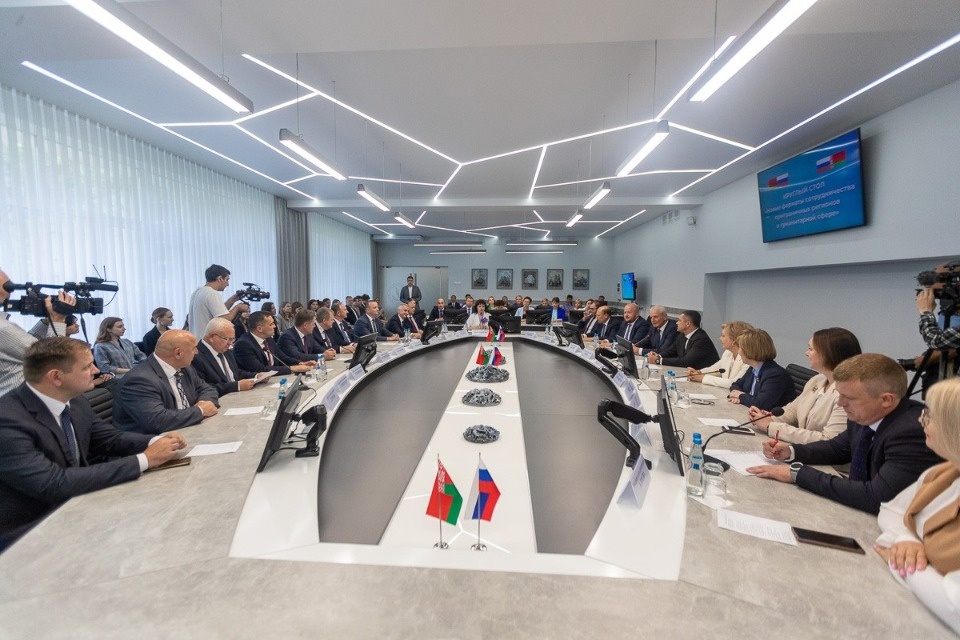 Себя показали