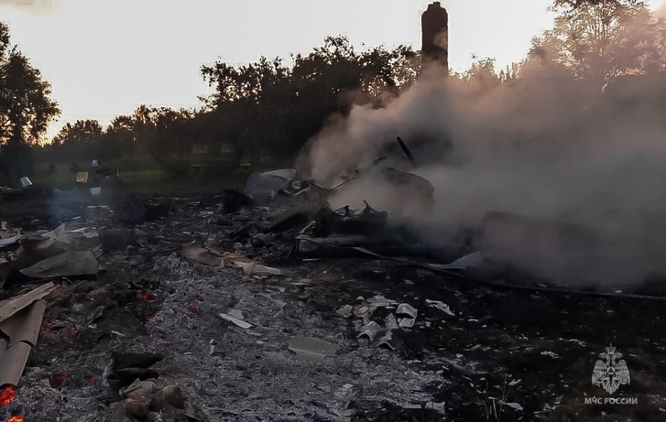 Два человека погибли в пожаре из-за неосторожного обращения с огнём при курении