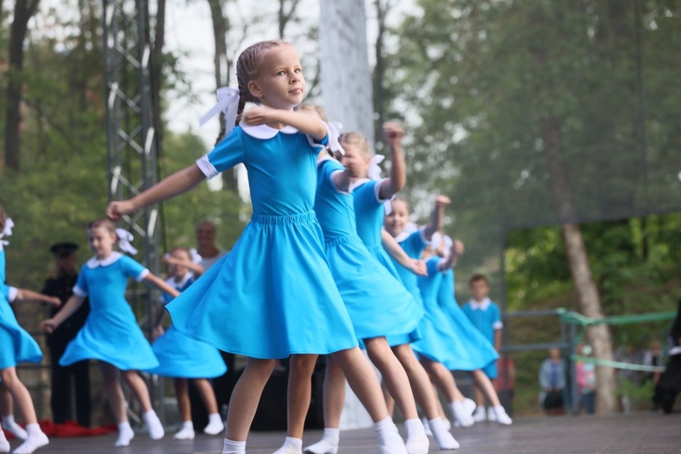 За ВДВ! За ВДВ!