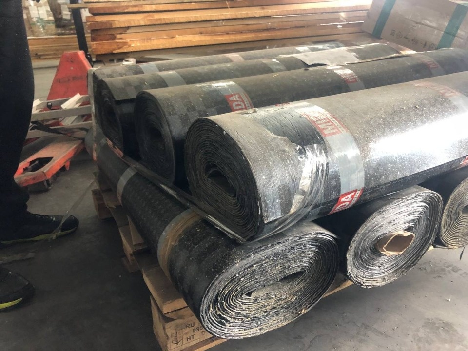 Псковские таможенники передали квадрокоптеры и стройматериалы для нужд СВО