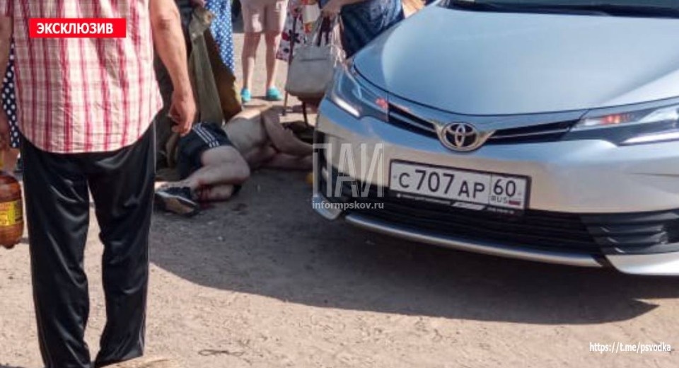 Врезавшегося в фонарный столб мотоциклиста госпитализировали в Гдовском районе 