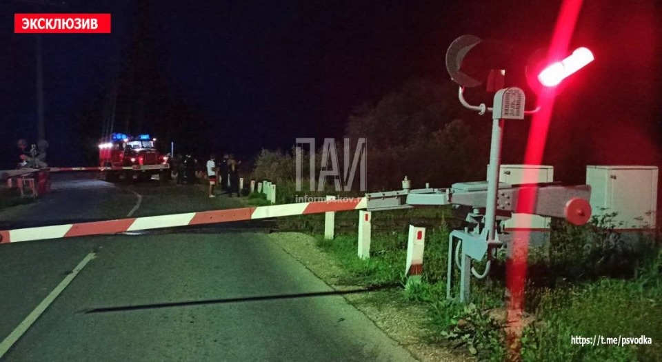 Водитель сгорел в автомобиле в результате ДТП в Дновском районе