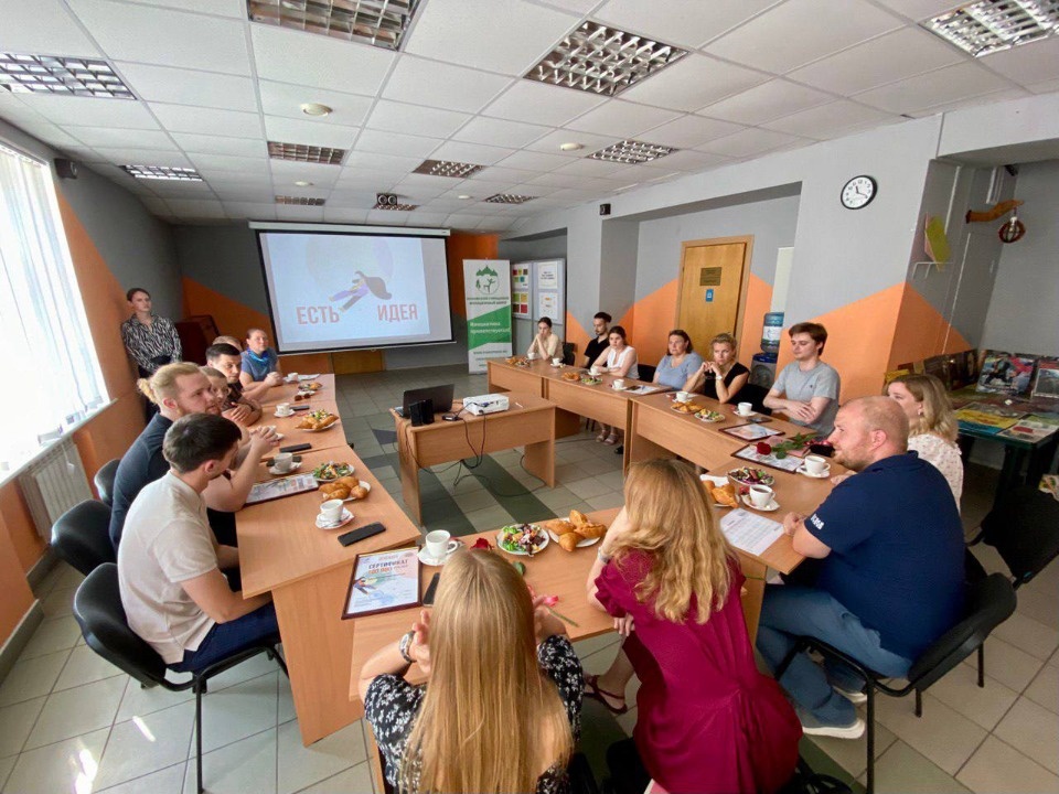 Глава Пскова встретился с победителем конкурса «Есть идея»