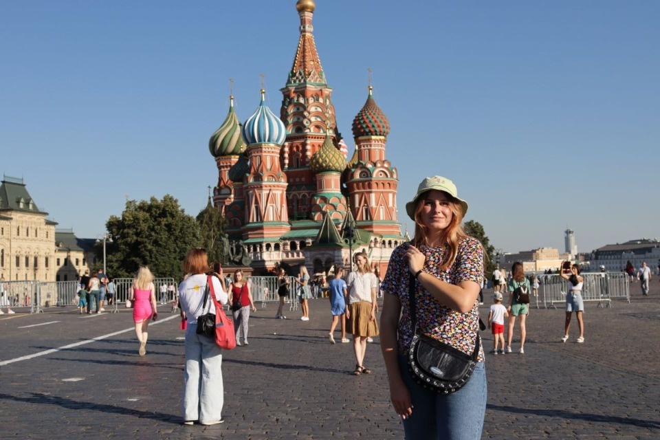 Стажировка участников проекта «Летний институт» в Москве началась экскурсией по столице Стажировка участников проекта «Летний институт» в Москве началась экскурсией по столице