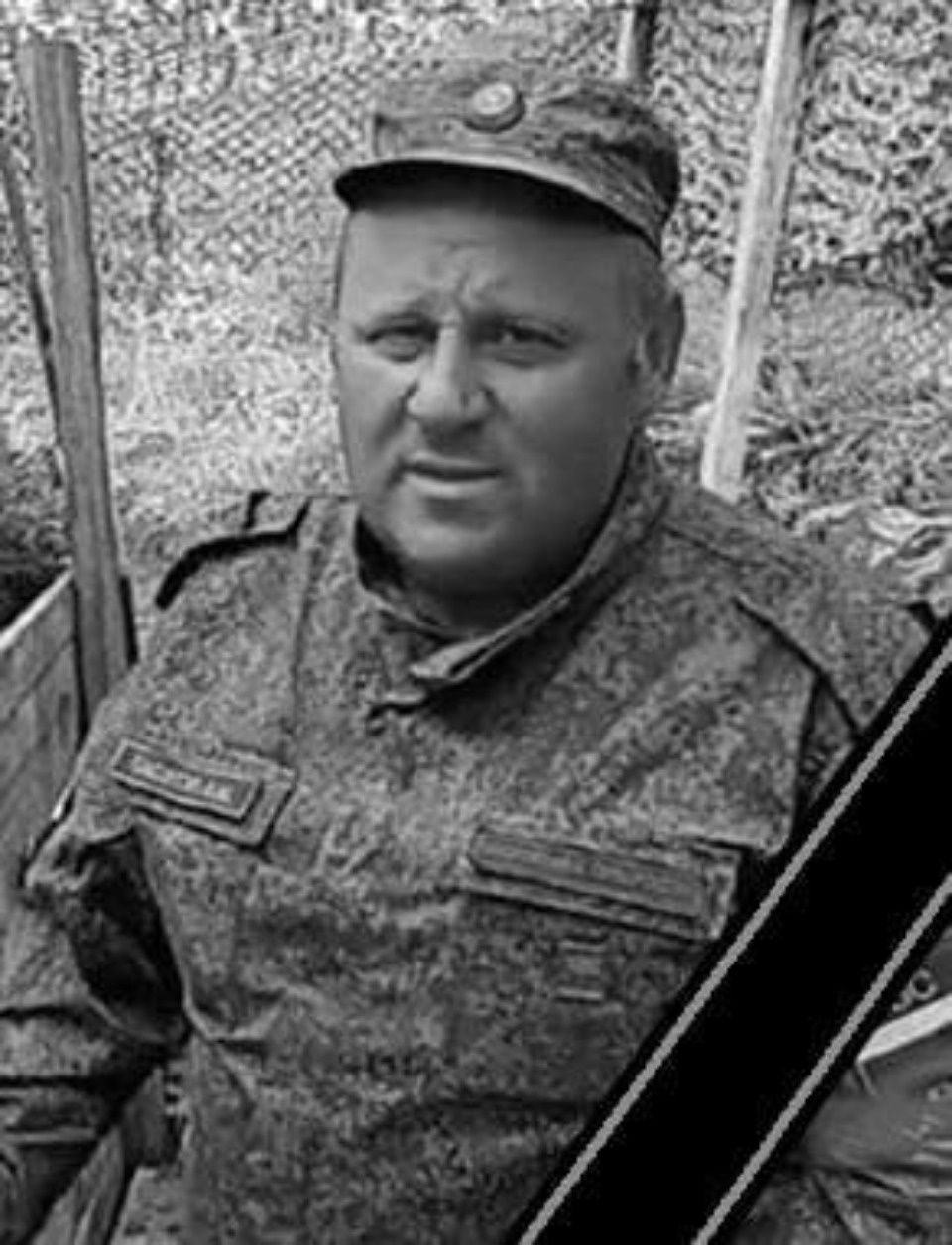 Трёх погибших в зоне СВО бойцов похоронили в Псковской области