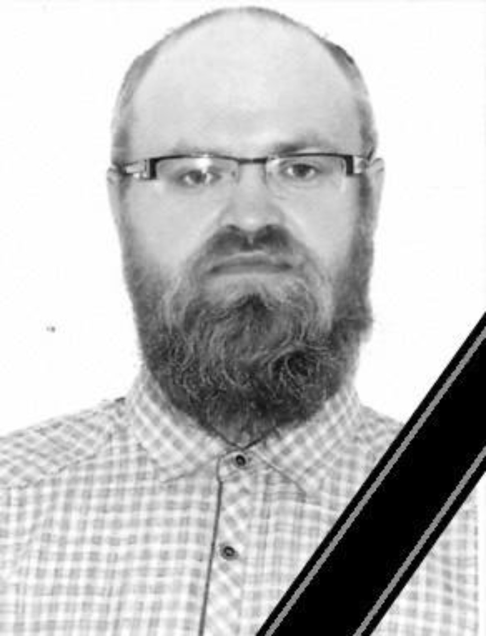 Трёх погибших в зоне СВО бойцов похоронили в Псковской области