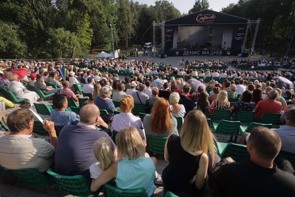 Более 20 млн рублей готовы выделить на закупку звукового оборудования для Зеленого театра в Пскове