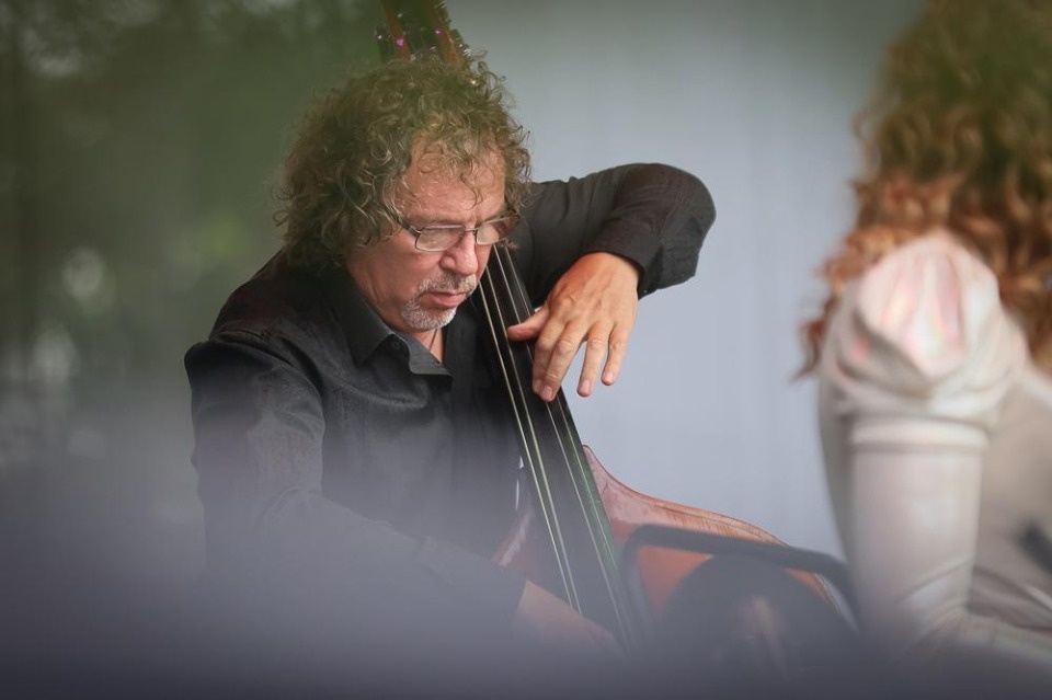 «И классика, и джаз» «И классика, и джаз»