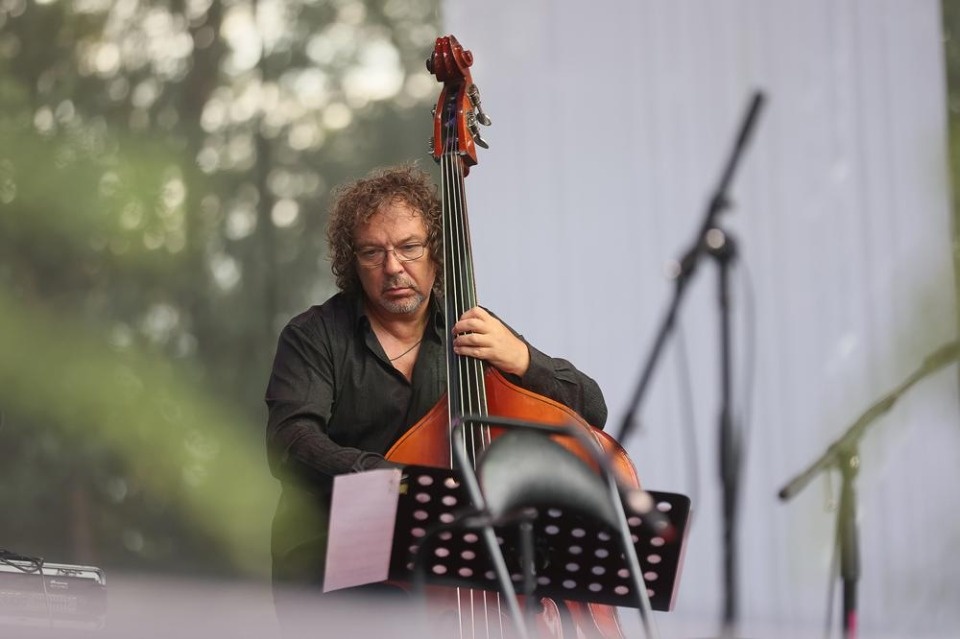 «И классика, и джаз» «И классика, и джаз»