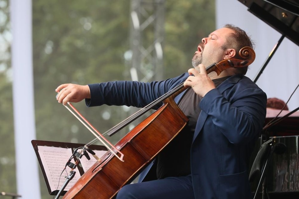 «И классика, и джаз» «И классика, и джаз»