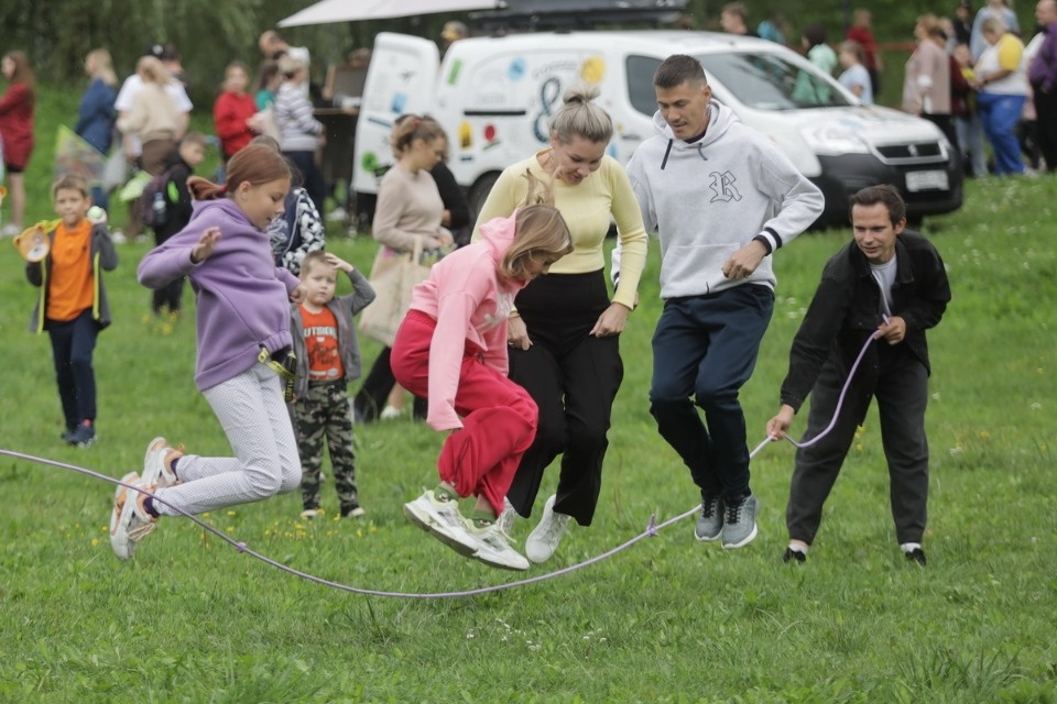 «Высоко в небо» «Высоко в небо»