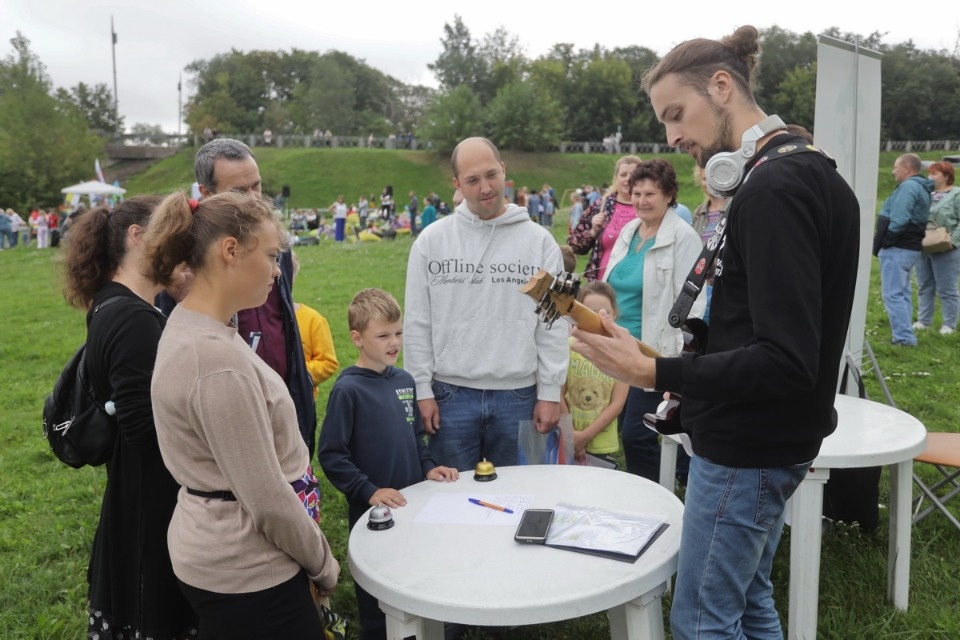 «Высоко в небо» «Высоко в небо»
