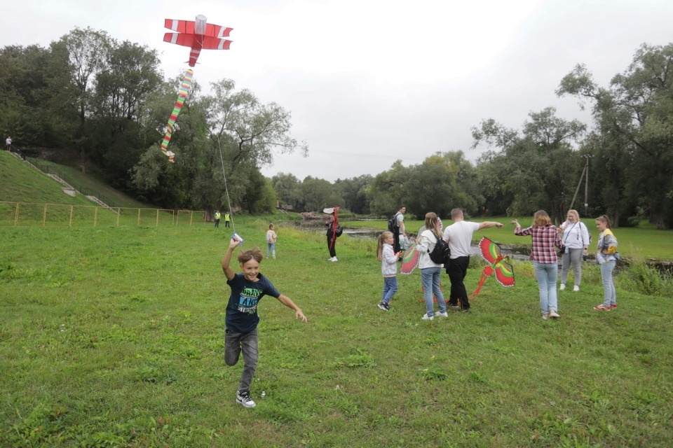 «Высоко в небо» «Высоко в небо»