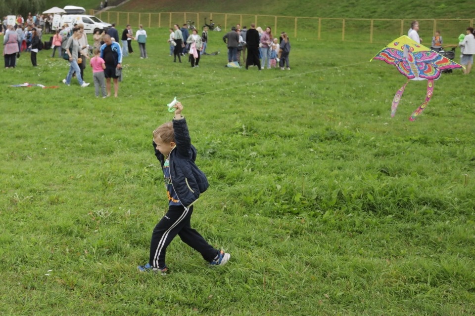 «Высоко в небо» «Высоко в небо»