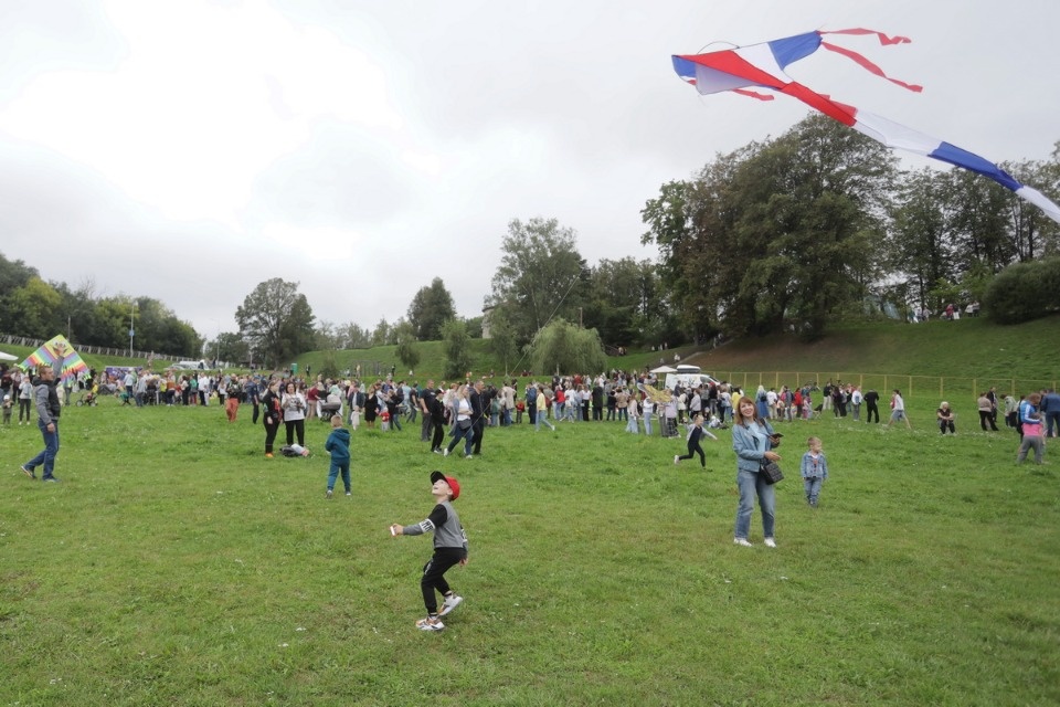 «Высоко в небо» «Высоко в небо»