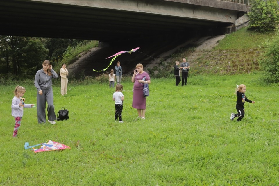 «Высоко в небо» «Высоко в небо»
