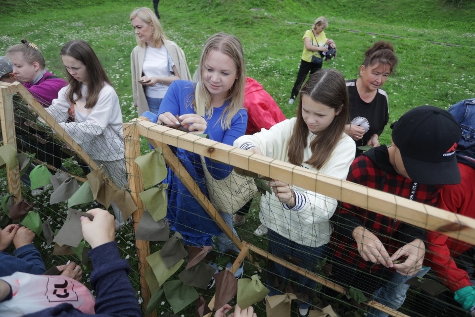 «Высоко в небо» «Высоко в небо»