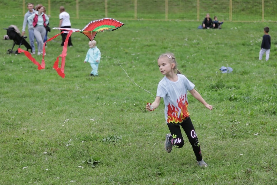 «Высоко в небо» «Высоко в небо»