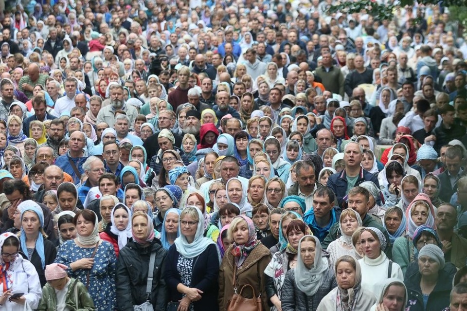 Успение Божьей Матери и 550-летие Псково-Печерского монастыря Успение Божьей Матери и 550-летие Псково-Печерского монастыря