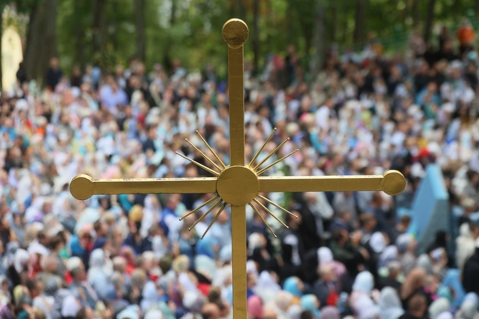 Успение Божьей Матери и 550-летие Псково-Печерского монастыря Успение Божьей Матери и 550-летие Псково-Печерского монастыря