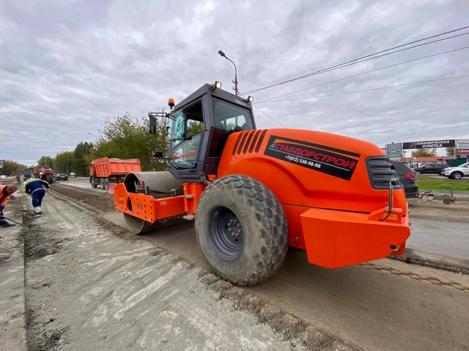 В Пскове при ремонте дорог впервые применяют технику ресайклинга