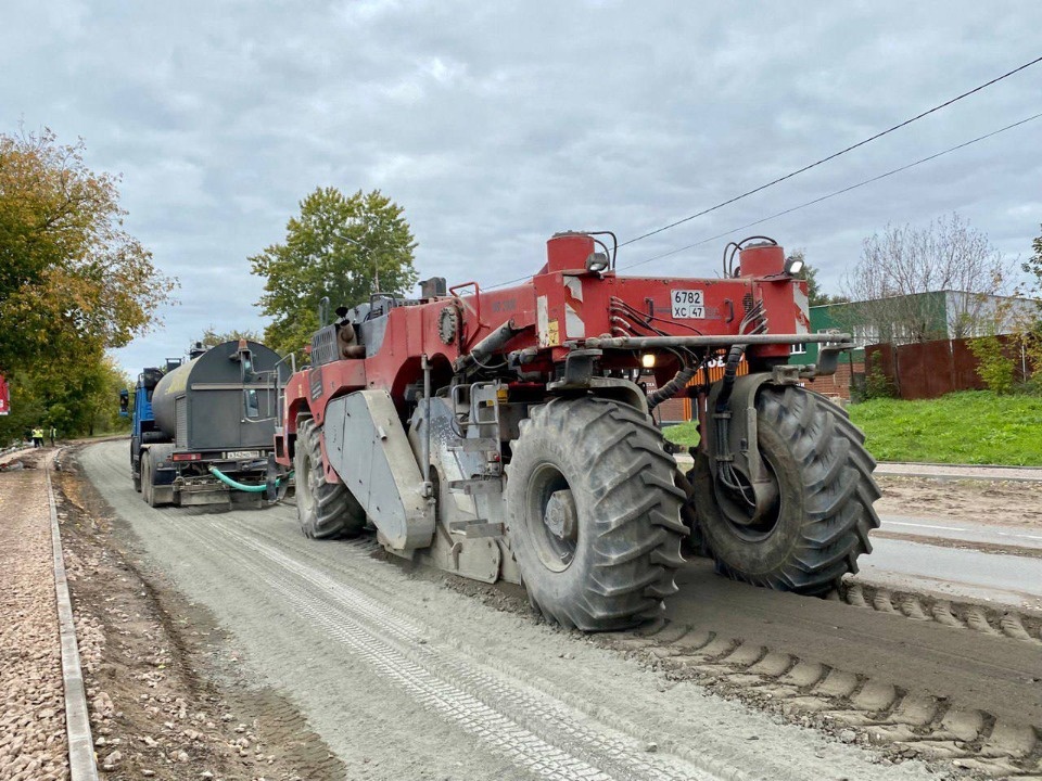 В Пскове при ремонте дорог впервые применяют технику ресайклинга