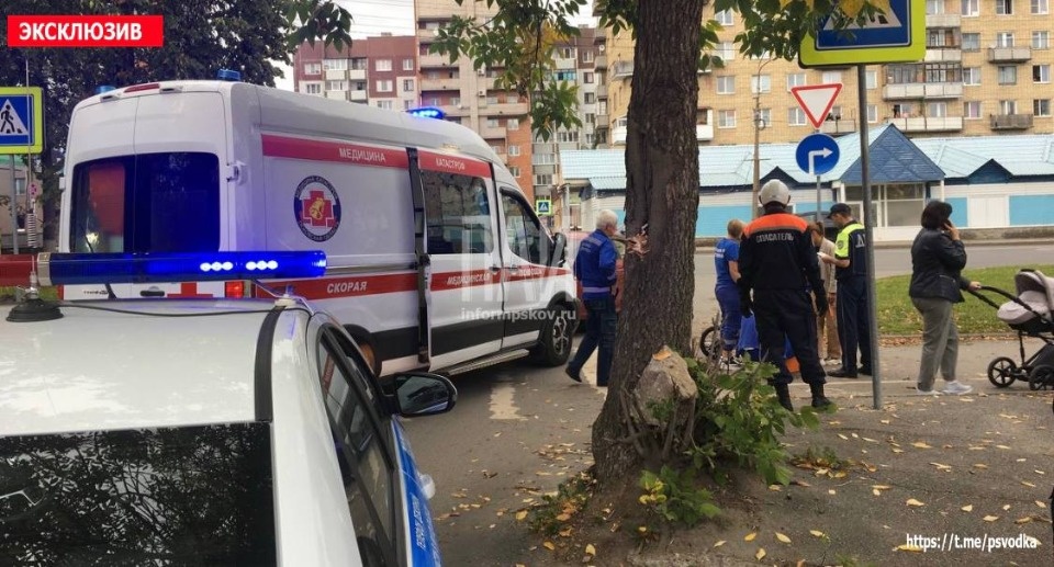 Иномарка сбила пятилетнего велосипедиста в Пскове