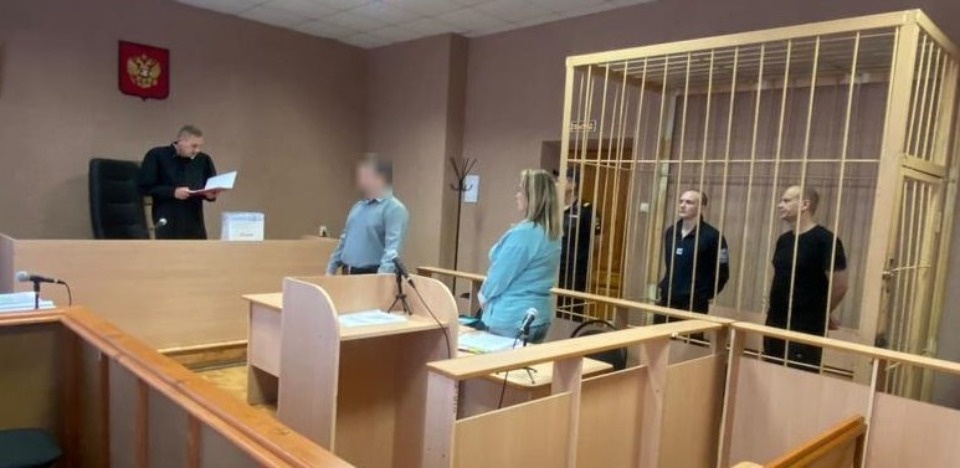 Заключенные получили тюремный срок за продвижение экстремизма в псковской колонии 