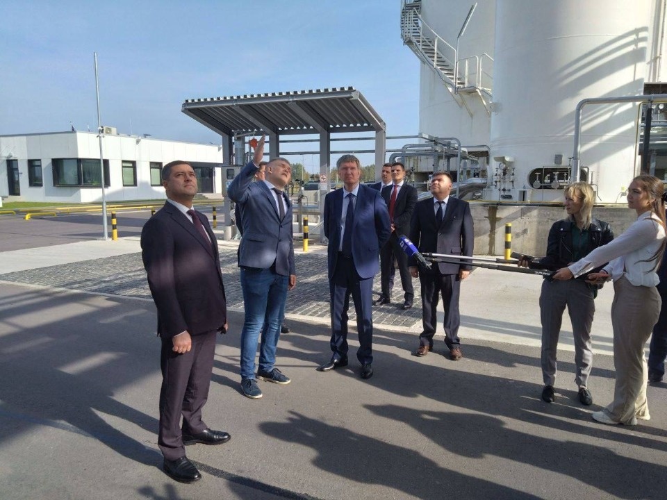 Глава Минэкономразвития ознакомился с работой Псковского кислородного завода 