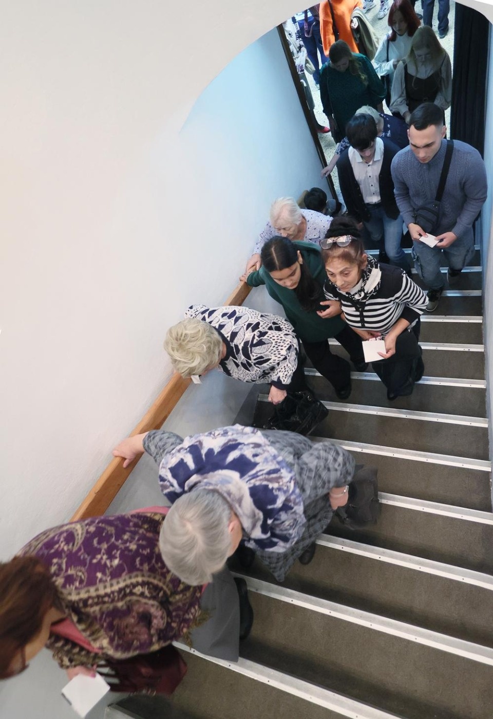 Совсем другое искусство Совсем другое искусство