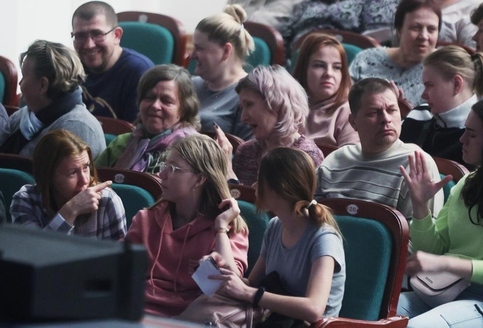 Совсем другое искусство Совсем другое искусство