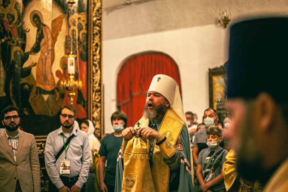 Митрополит Тихон возглавит праздничные богослужения в Пскове и Печорах Митрополит Тихон возглавит праздничные богослужения в Пскове и Печорах