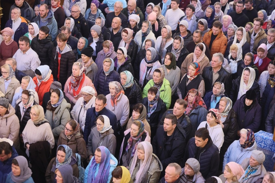 Митрополит Тихон попрощался с Печорами Митрополит Тихон попрощался с Печорами