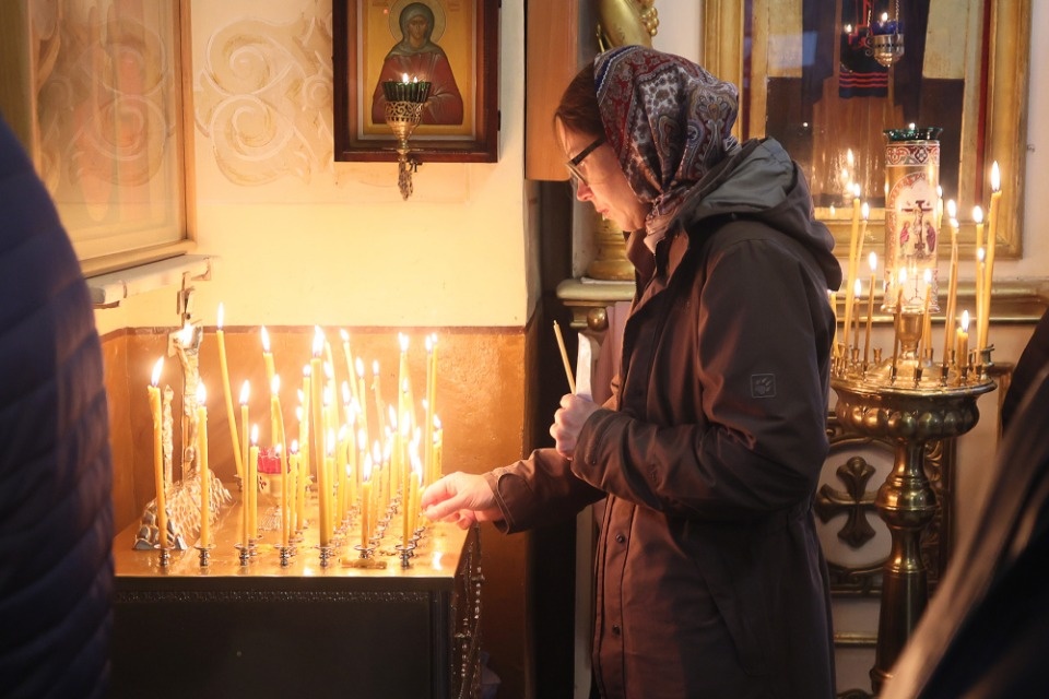 Митрополит Тихон попрощался с Печорами Митрополит Тихон попрощался с Печорами