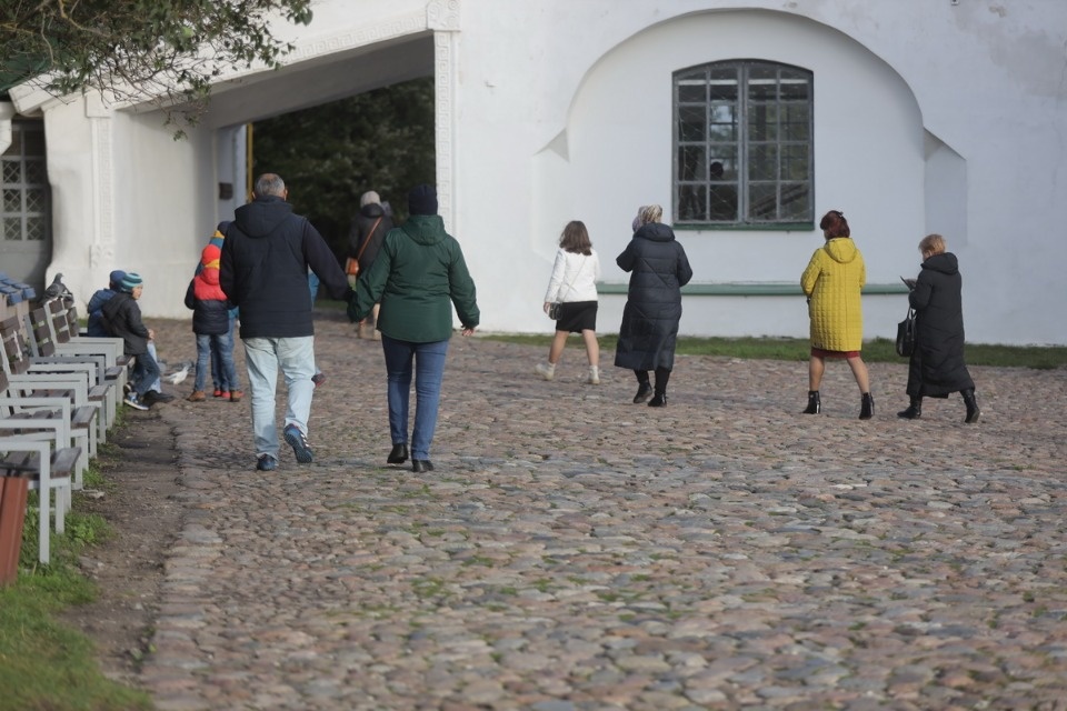 Митрополит Тихон простился с Псковом Митрополит Тихон простился с Псковом