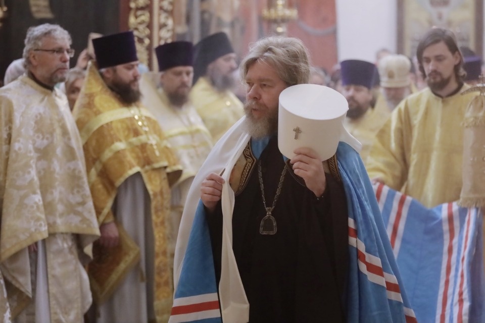 Митрополит Тихон простился с Псковом Митрополит Тихон простился с Псковом