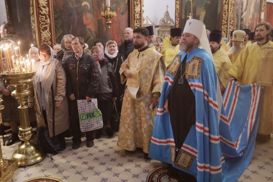 Митрополит Тихон простился с Псковом Митрополит Тихон простился с Псковом