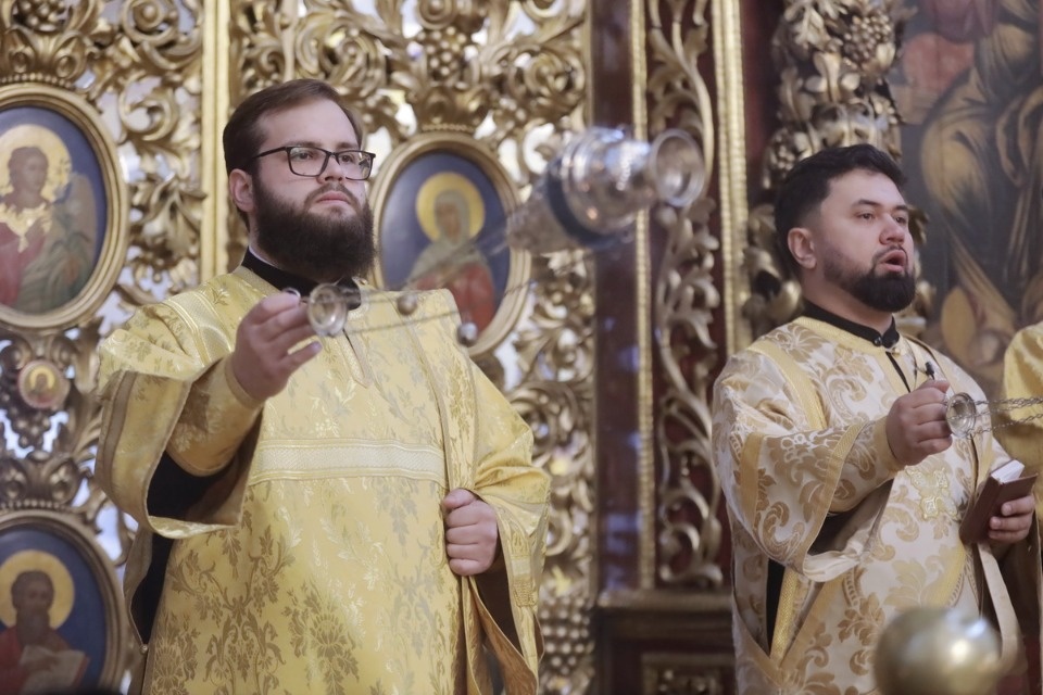 Митрополит Тихон простился с Псковом Митрополит Тихон простился с Псковом