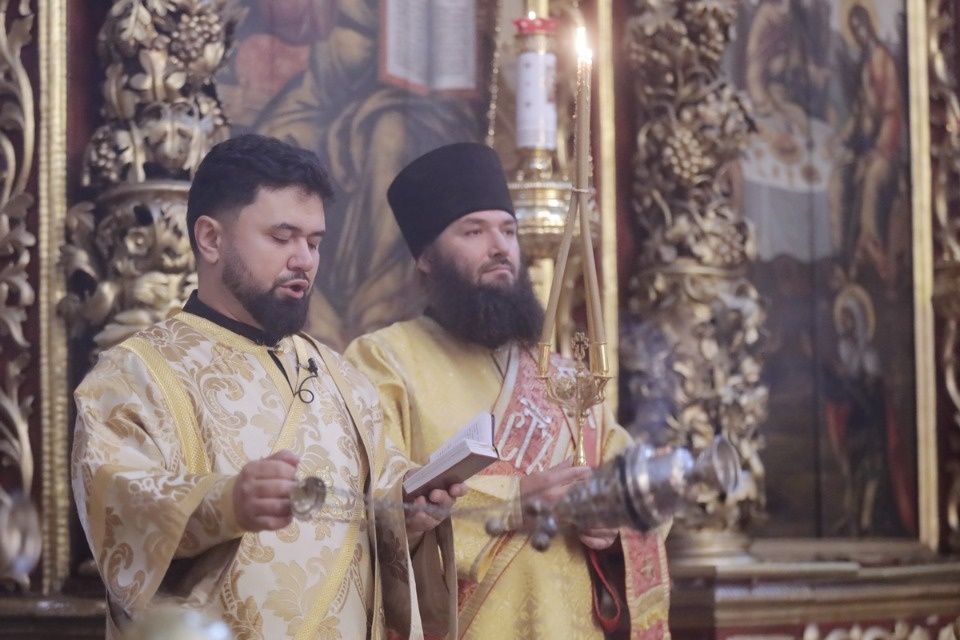 Митрополит Тихон простился с Псковом Митрополит Тихон простился с Псковом