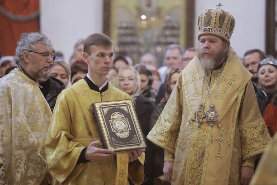 Митрополит Тихон простился с Псковом Митрополит Тихон простился с Псковом