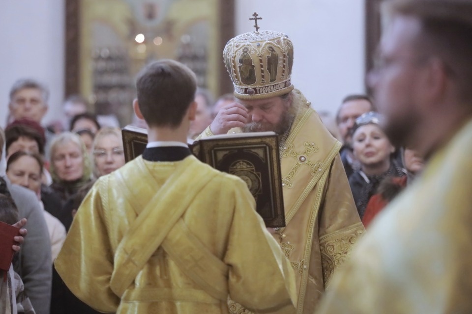 Митрополит Тихон простился с Псковом Митрополит Тихон простился с Псковом