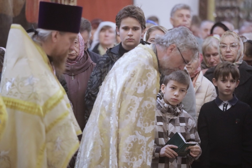 Митрополит Тихон простился с Псковом Митрополит Тихон простился с Псковом