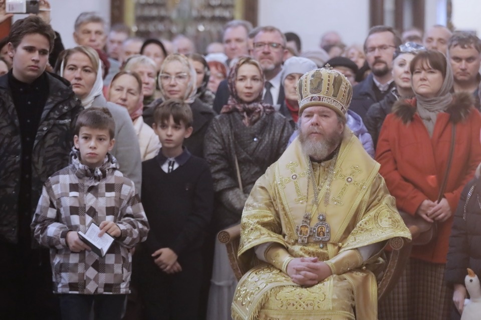 Митрополит Тихон простился с Псковом Митрополит Тихон простился с Псковом