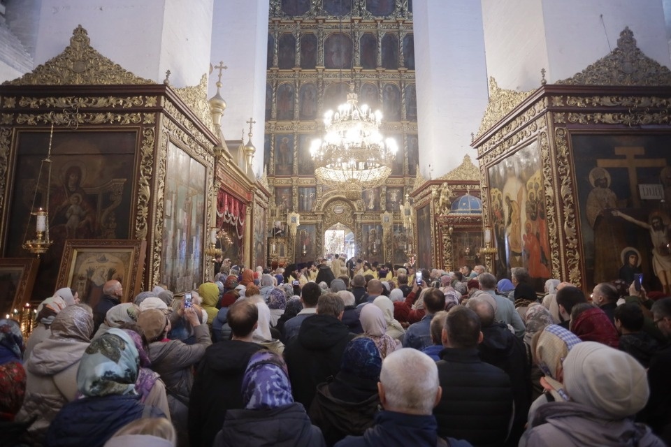 Митрополит Тихон простился с Псковом Митрополит Тихон простился с Псковом