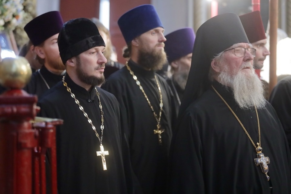 Владыка Тихон (Шевкунов) встретил нового главу Псковской митрополии Арсения Владыка Тихон (Шевкунов) встретил нового главу Псковской митрополии Арсения