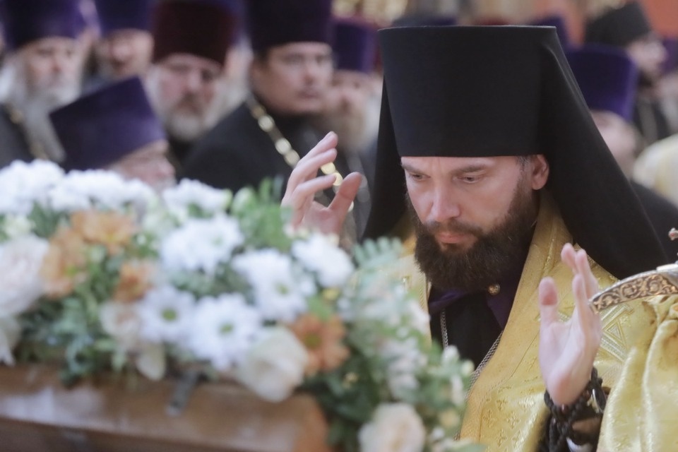 Владыка Тихон (Шевкунов) встретил нового главу Псковской митрополии Арсения Владыка Тихон (Шевкунов) встретил нового главу Псковской митрополии Арсения