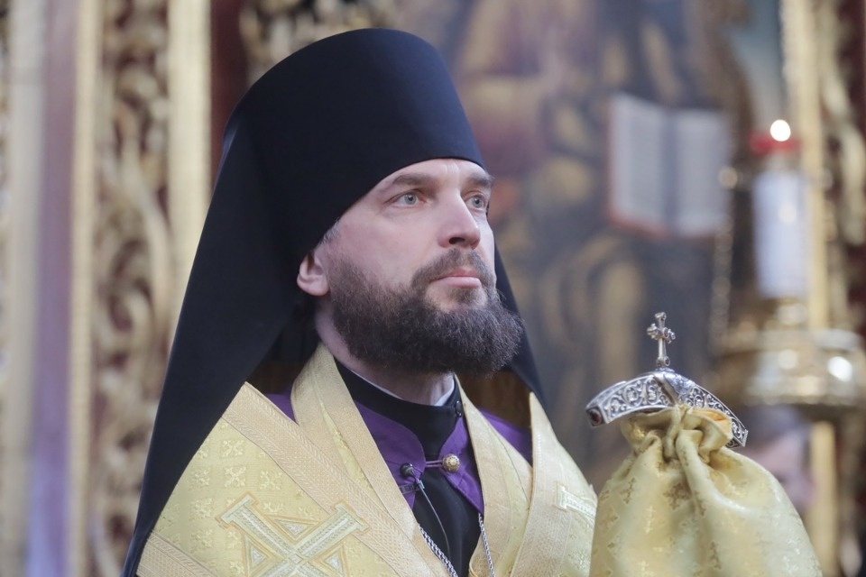 Владыка Тихон (Шевкунов) встретил нового главу Псковской митрополии Арсения Владыка Тихон (Шевкунов) встретил нового главу Псковской митрополии Арсения