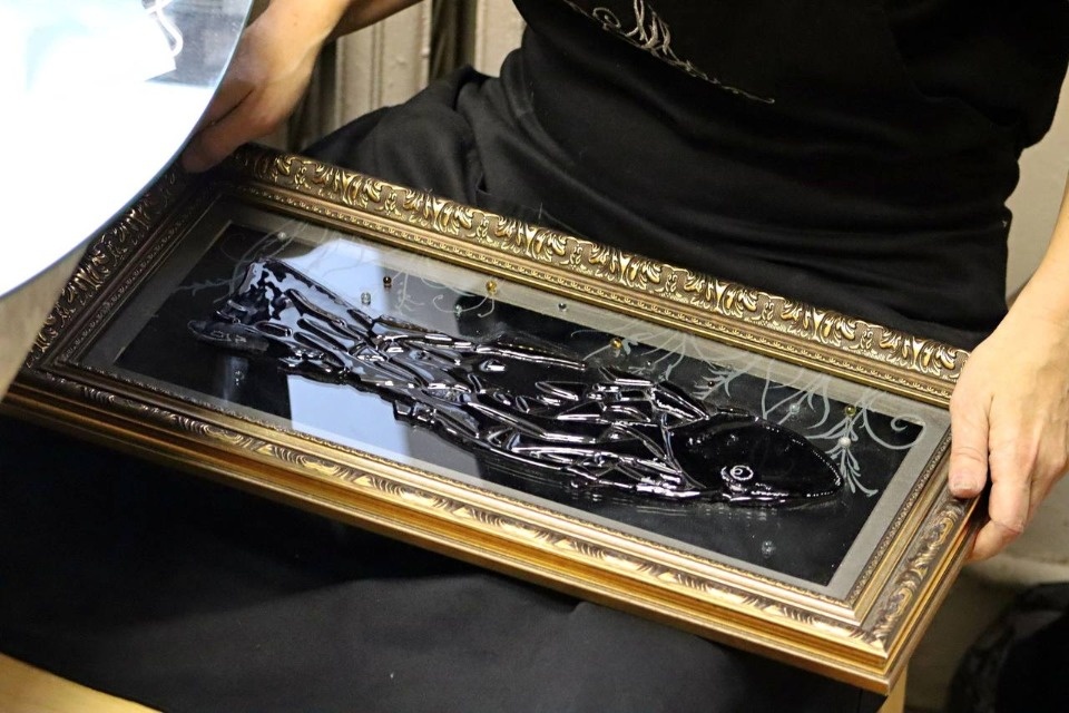 Мастер-класс художника по стеклу из Санкт-Петербурга прошёл в «Школе художников»