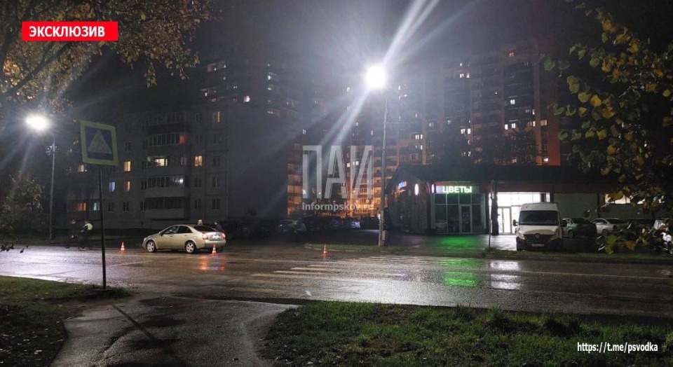 Пешехода госпитализировали после наезда иномарки в Великих Луках Пешехода госпитализировали после наезда иномарки в Великих Луках