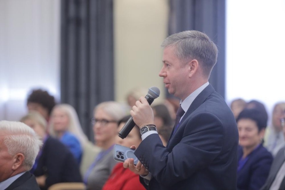 IV Псковский международный медиафорум IV Псковский международный медиафорум